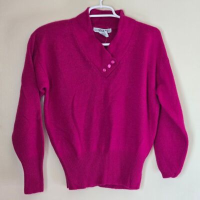 Segue Pink V-neck buttons Sweater Size Medium Lambswool Angora VINTAGE