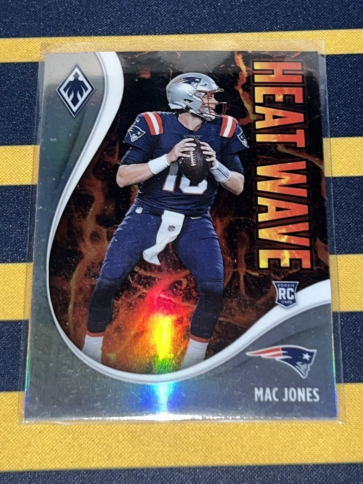 2021 Panini Phoenix Heat Wave Silver Mac Jones Rookie New England Patriots #17
