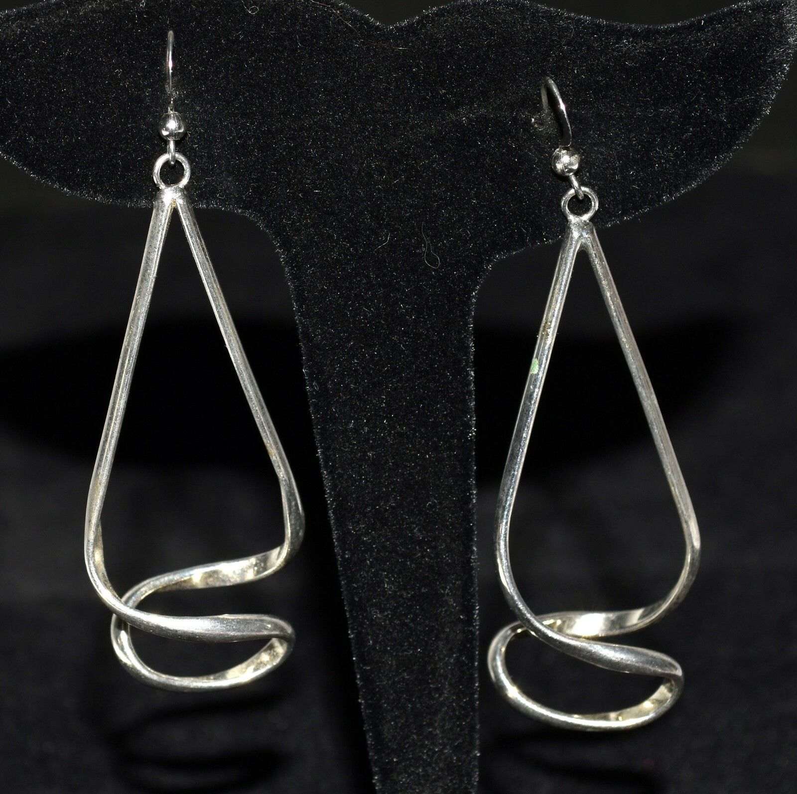 Triangular Shape with Twisted Bottom Silver Tone … - image 1