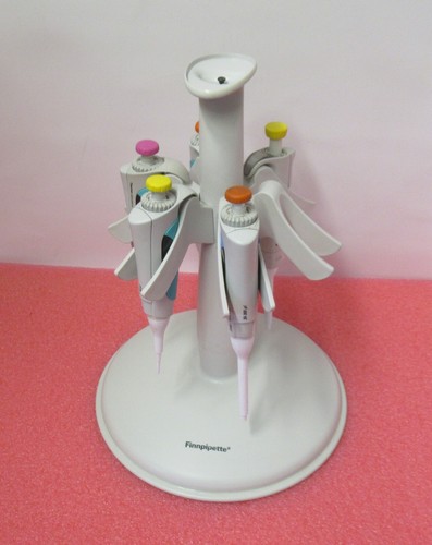 Finnpipette Thermo Labsystems Focus 5 pipetta a canale singolo 300 μL e supporto - Foto 5 di 24