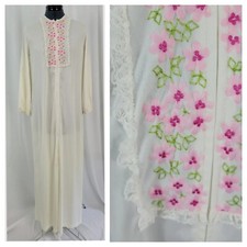 Vintage JCPenney Cream Women's Robe with Pink Floral Embroidery Size M 