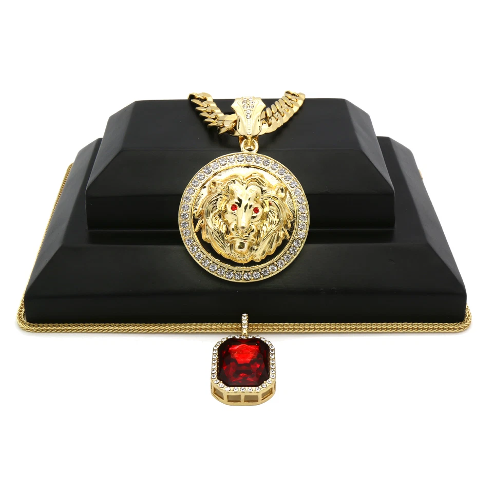 Cadena cubana enchapada en oro de 14k para hombre cara de león ojos rojos y circonitas rojas Foto 2 de 4