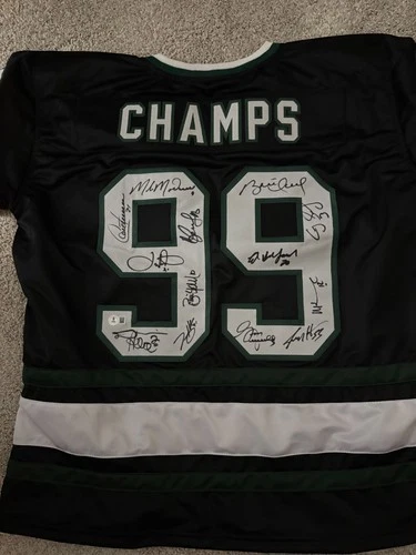 1999 Dallas Stars Team (13) Signed Green Champions Hockey Jersey BAS