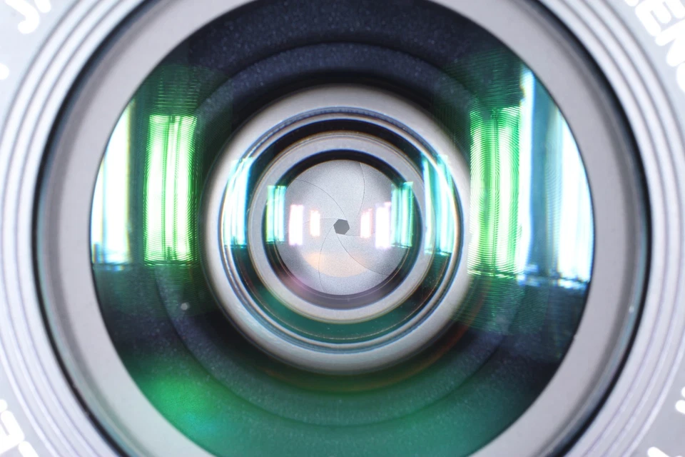 【Casi COMO NUEVO con Capucha】 Nuevo Lente Canon FD NFD 24mm F2.8 Gran Angular MF de Japón Foto 4 de 4