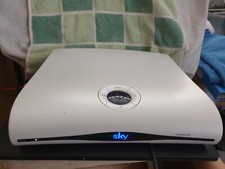 AMSTRAD Sky Box DRX550 With Card In Place. No Remote Cable Etc. Powers Up.