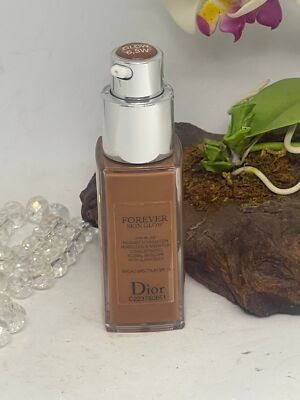 Dior Forever Skin Glow 24H Wear Radiant Foundation SPF 15 - 6.5W - .67 oz -New