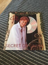 REBA MCENTIRE CHRISTMAS CARD PLUS CD TIL THE SEASON COMES ROUND AGAIN SECRET