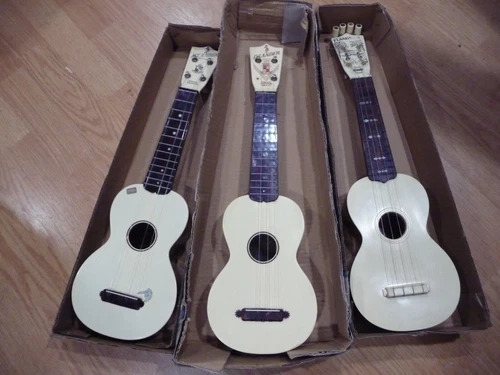 VINTAGE MACCAFERRI ISLANDER ukulele LOT of 3  EZ PARTS REPAIR PROJECT