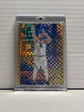 2024 Select Nikola Jokić Sky High Gold /10 SSP