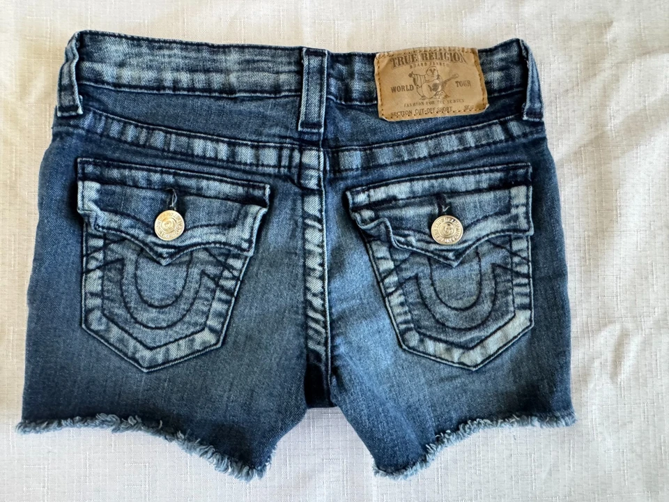 PANTALONES CORTOS VAQUEROS DE MEZCLILLA TRUE RELIGION PARA NIÑAS NIÑOS TALLA 10 Foto 2 de 3