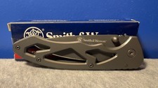 Smith  Wesson CK400L Folding Knife Skeleton Handle Drop Point Blade w/ Box