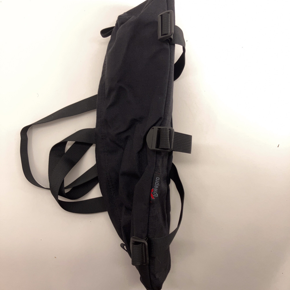 LowePro camera lighting accessory pouch black zip… - image 2