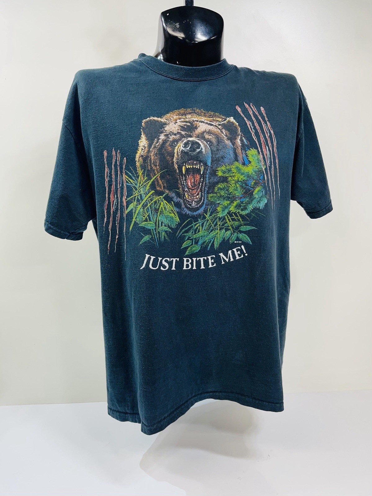 Vintage 90s Seguin Wisconsin Grizzly Bear Black XL Shirt Just Bite Me
