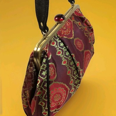 TALBOTS HANDBAG 100% SILK WINE GOLD RED NEAR EASTERN PATTERN RUBY CLASP CLOSURE 