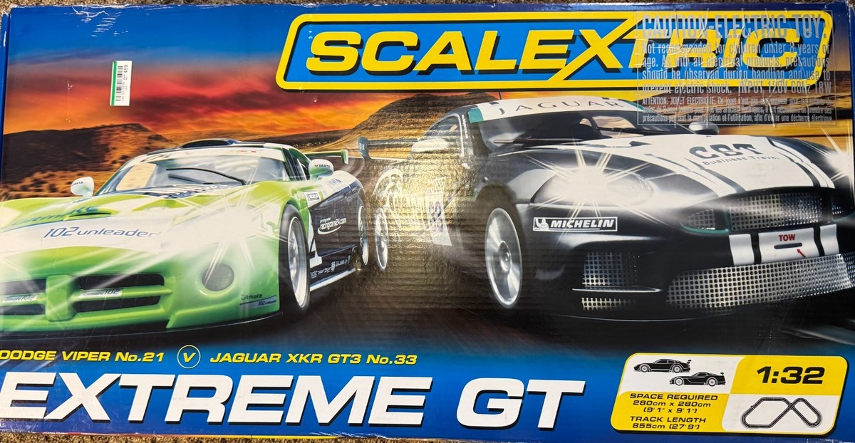 SCALEXTRIC 1/32 SLOT CAR SET (EXTREME GT) #33