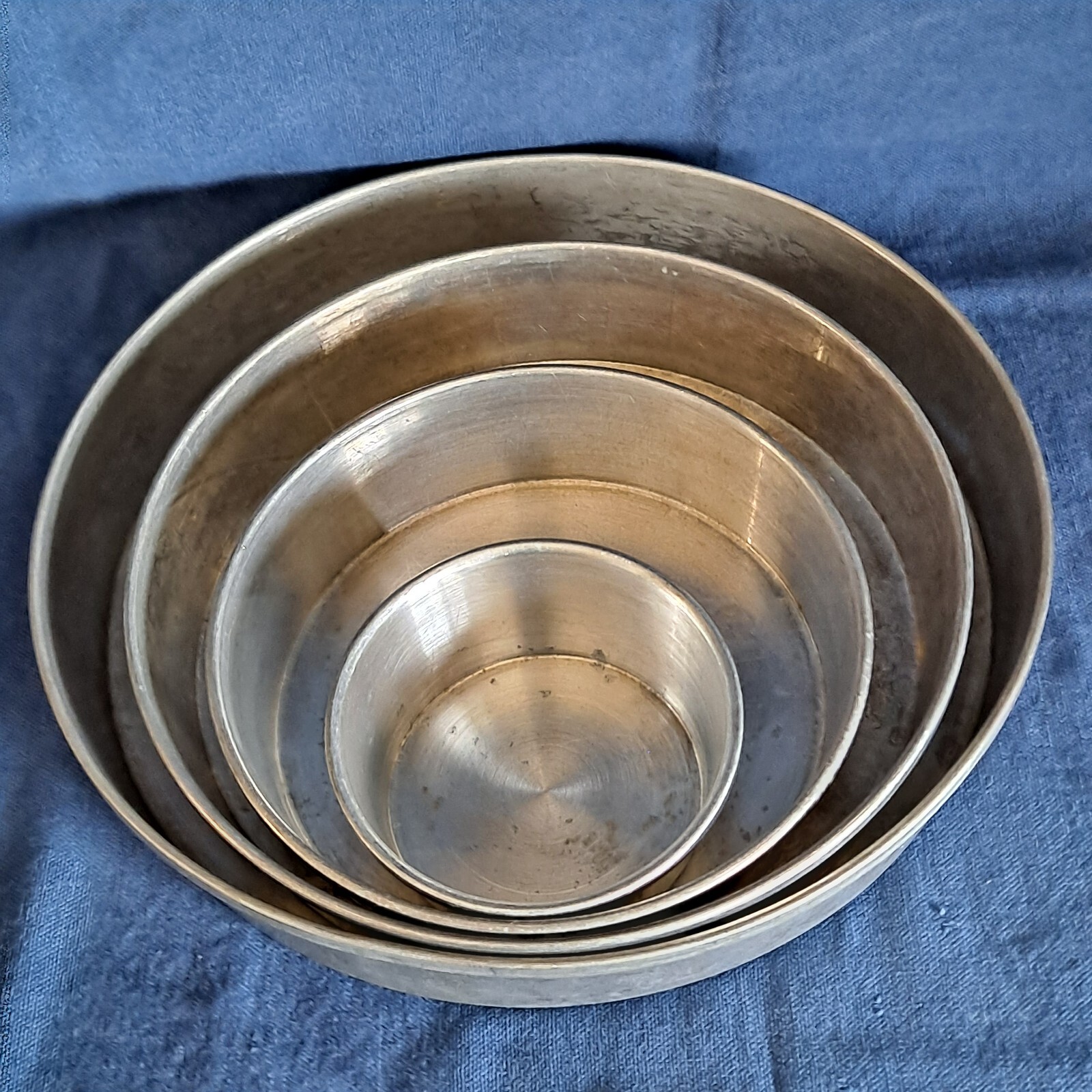 Lot 4 Vintage Vitality MIRRO ROUND TIERED CAKE PAN 9" 7 1/4" 5 1/2" 3 1