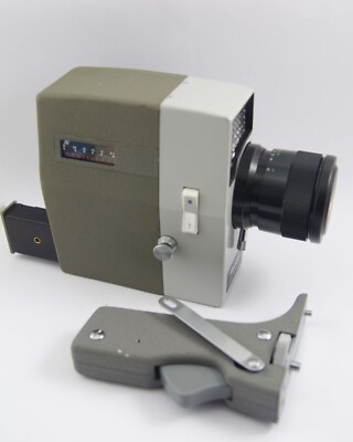 Ricoh AutoZoom 8mm Camera -FOR PARTS OR REPAIR