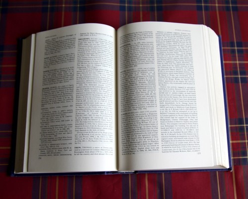 A Biographical Dictionary Of British Architects 1600-1840 - Imagen 4 de 5