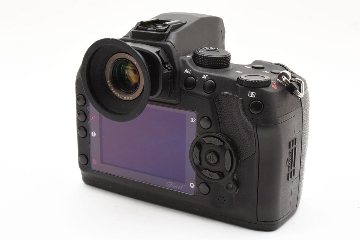 Sigma SD SD1 Merrill 46.0MP Digital SLR Camera - Black (Body Sigma SD SD1 Merrill 46.0MP Digital SLR Camera - Black (Body