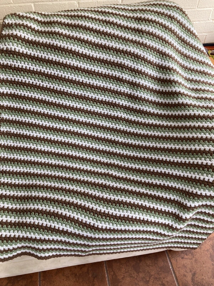 NEW HANDMADE crocheted afghan blanket throw Approx 53x39 Brown Wh Green - Image 2 of 4