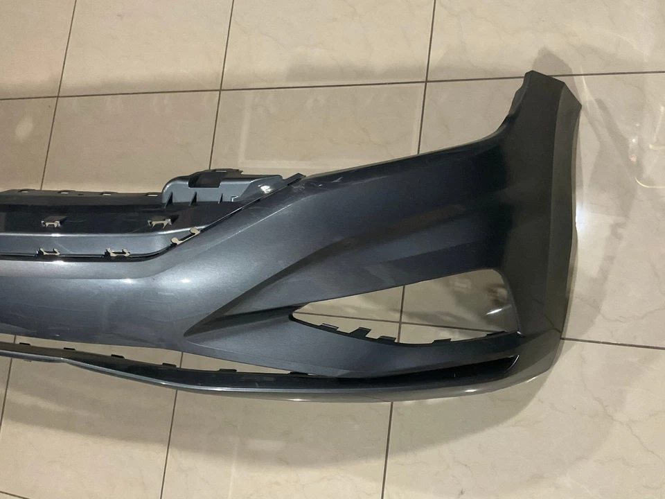 Cubierta del parachoques delantero gris 2013-2017 Volkswagen Jetta 17A+807+221 OEM Foto 3 de 4