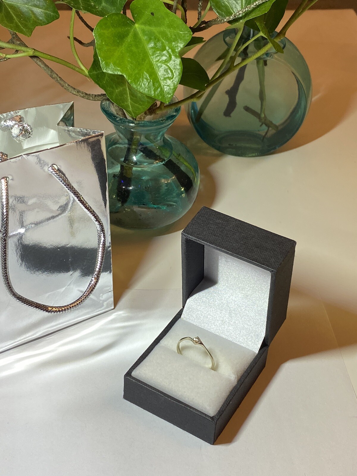 Diamond Solid 18K White Gold Thin Ring - image 7