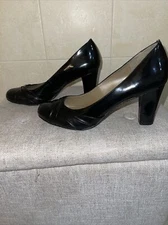 Liz Claiborne “Joy”  Pumps With Thick Black Heel 3 Inches Size-8.5 Patent Lea