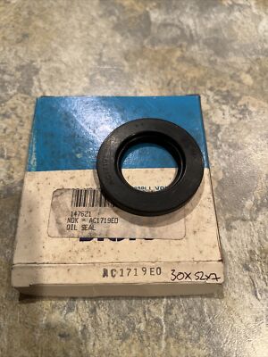 New FREUDENBERG NOK AC1719E OIL SEAL 30 X 52 X 7 MM Free Shipping !
