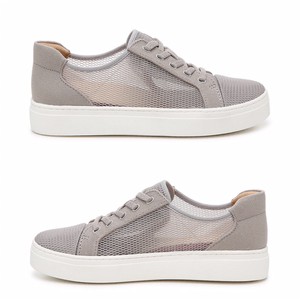 naturalizer tanner sneaker