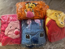 Disney Stitch + Pooh Kigurumi Juego de 4 Piezas L Vellón Personaje Disfraces
