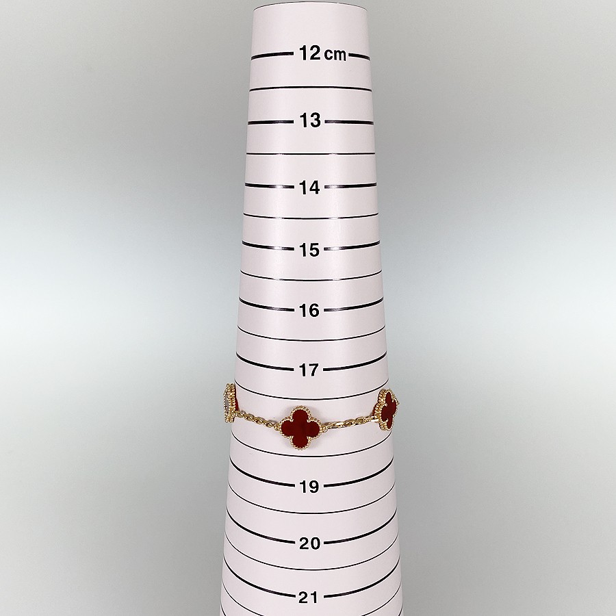 Van Cleef & Arpels Vintage Alhambra VCARD35500 Yellow gold Carnelian Bracelet thumbnail 12