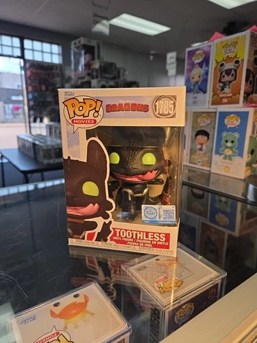 Funko Pop! Vinyl How to Train Your Dragon Toothless Exclusive #1785 W/ Protector