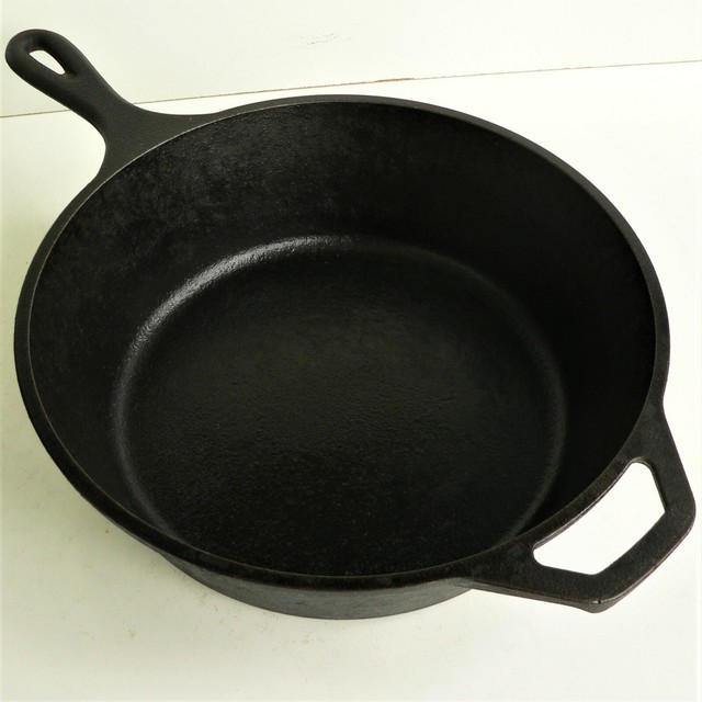 LODGE 8CF CAST IRON 10" FRYING PAN / SKILLET UNSEASONED Good / Double handle eBay