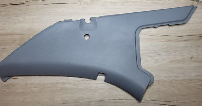Verkleidung hinten rechts 9607319577 Grau Citroen Saxo (S) 1,4l  16.5.97  3/Tür