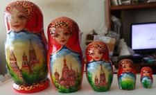 WOOD Hand painted  RUSSIAN NESTING DOLL 5 PCS   ''MOSCOW'' 12 SM