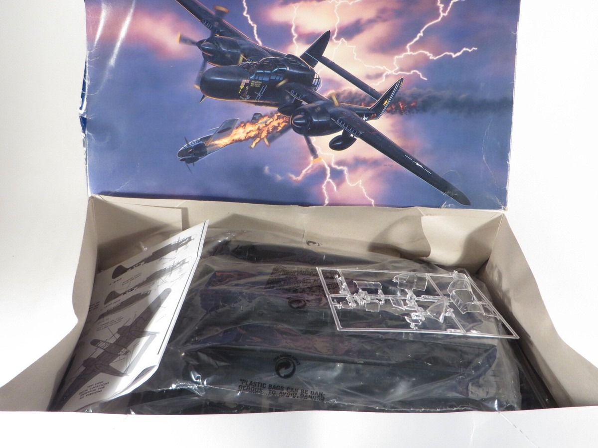 Revell P-61 Black Widow Plane Model Kit #85-7546 Scale 1:48 Never