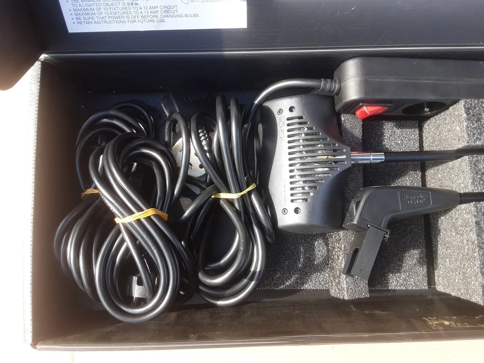 2 X Nomadic Display Type 8900-6, BOXED - Image 4 of 4