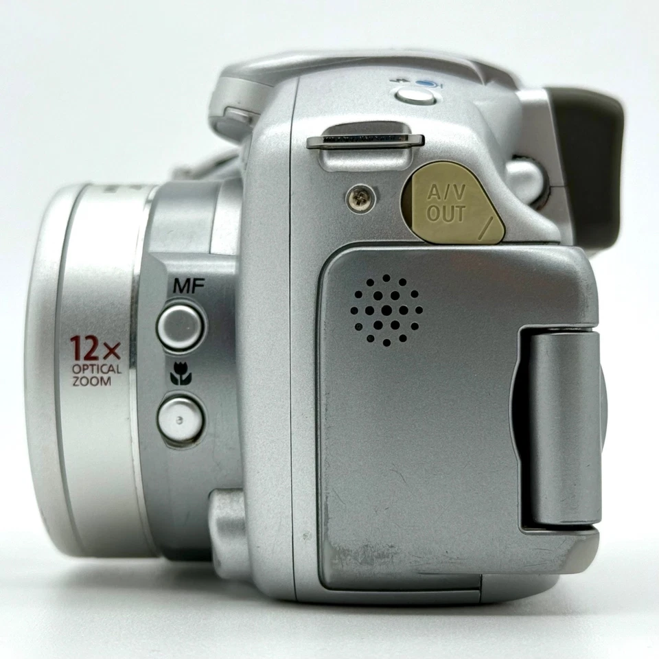 Canon PowerShot S2 IS PC 1130 Digital Camera **For Parts or Repair Only** - Image 3 of 4