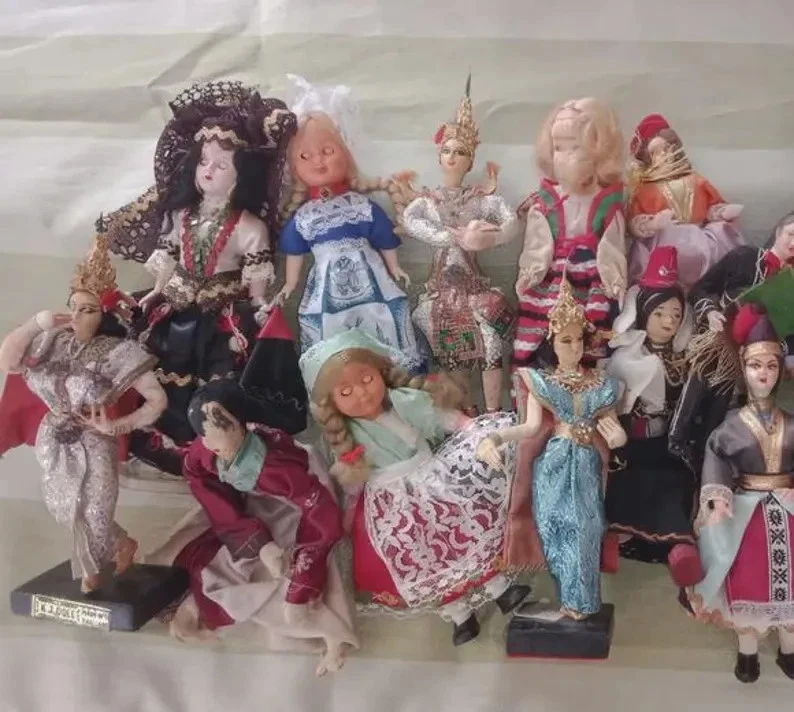 Lote De Colección De Muñecas Étnicas Culturas De Recuerdo Internacionales Foto 2 de 4