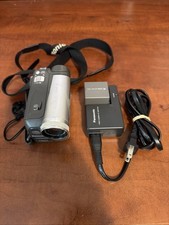 Videocámara Panasonic PV-GS32 28X Zoom MiniDV con batería y cargador probada