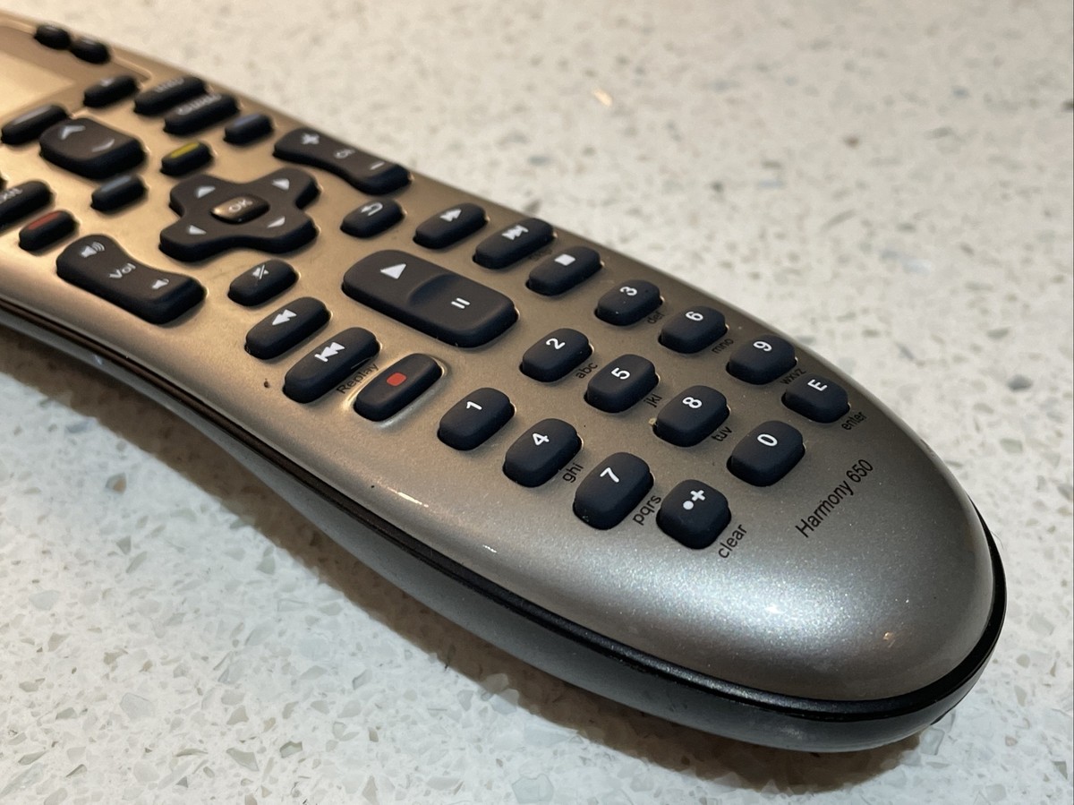 ロジテック　Logitech Harmony 650 Remote Control 　シルバー g6bh9ry Amazon.com: Logitech Harmony 650 Remote (Silver) (Renewed