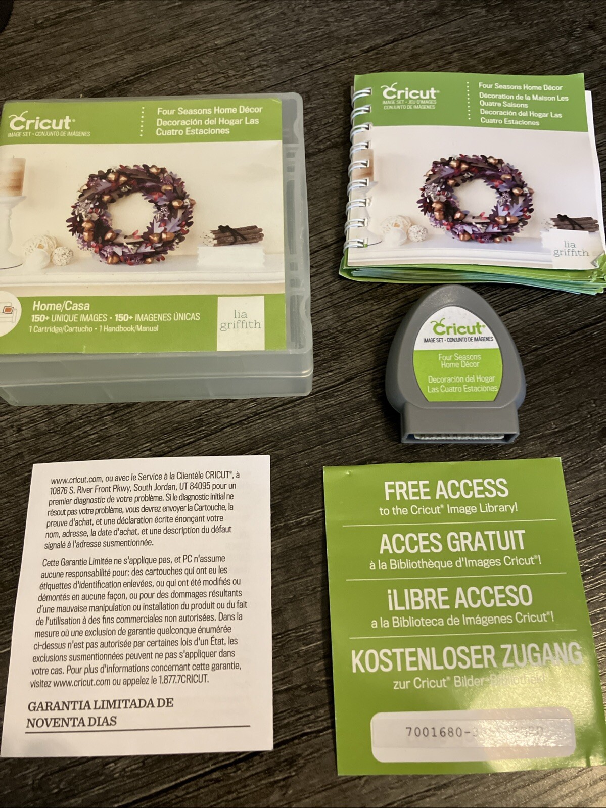 CRICUT Cartridge Four Seasons Home Decor - Complete Set w/ Box