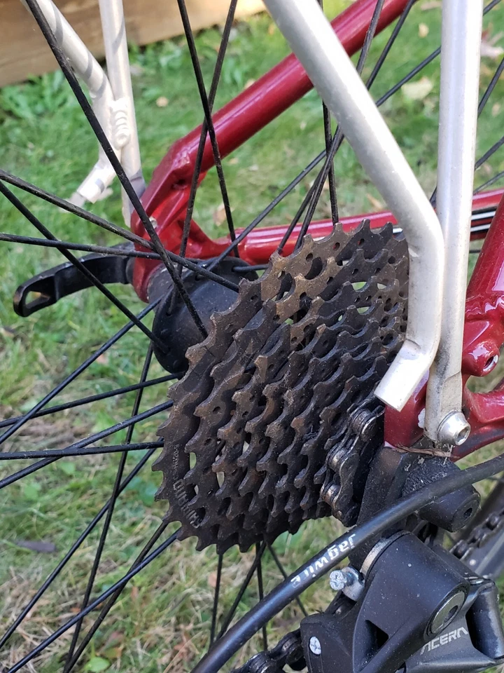 BICICLETAS ESPECIALIZADAS XS 24 POLEGADAS - Imagem 4 de 4