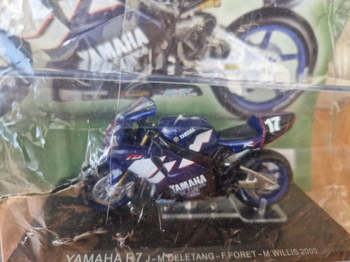 MOTOS DE CARRERAS DEAGOSTINI IXO CAMPEON 1/24 - MOTOCICLETA YAMAHA R7 2000 NUEVA - Imagen 3 de 3