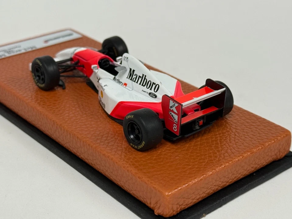 1/43 McLaren MP4/8 de 1993 temporada F1 Ayrton Senna base de cuero JPN226 Foto 2 de 4