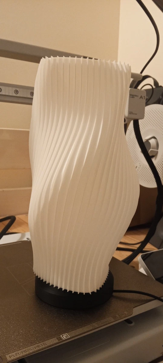 Lampara de mesa impresa en 3d elegante de color Blanco