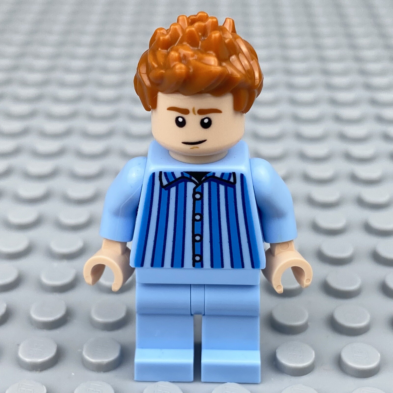 LEGO Percy Weasley Minifigura Pijama Rayas Azules Harry Potter hp517 76437