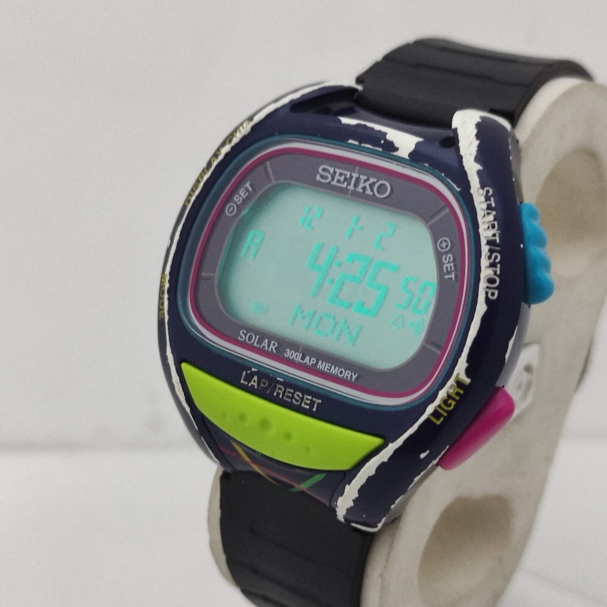 Seiko S680-00A0 Solar 300LAP Memory Digital Vintage Men