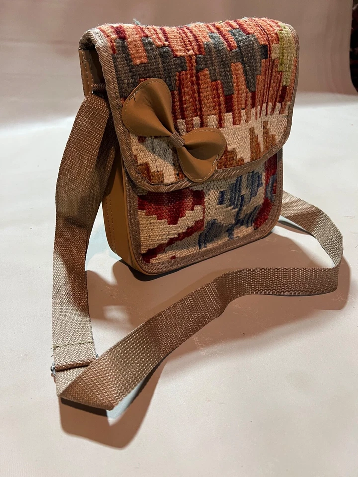 Bolso pequeño Kilim hecho a mano - Patrones surtidos - Bolsa estilo vintage - Cremallera boho Foto 2 de 4