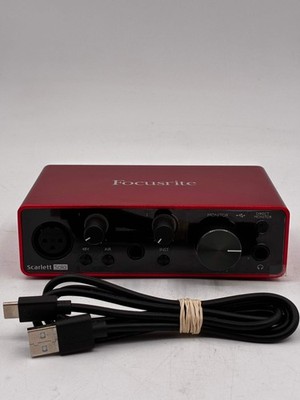 Focusrite Scarlett Solo 3rd Gen Audio Interface W/ Cable - Used - A